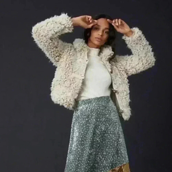 Anthropologie “Brenna” Faux Fur “Teddy” Short Coat In Cream Extra Small EUC! - Picture 4 of 16